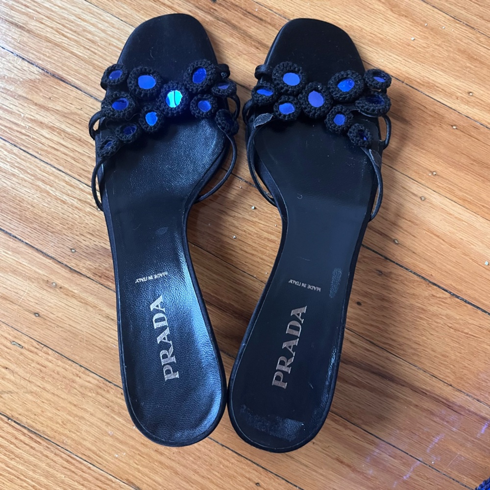 prada kitten heels - Picture 2 of 7